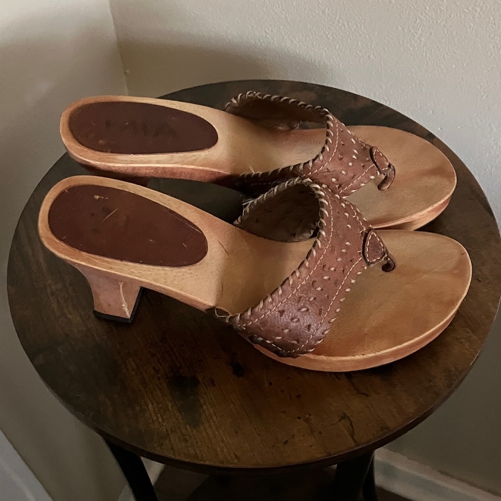 MIA Brown Woven Leather Toe-Loop Heeled Mules